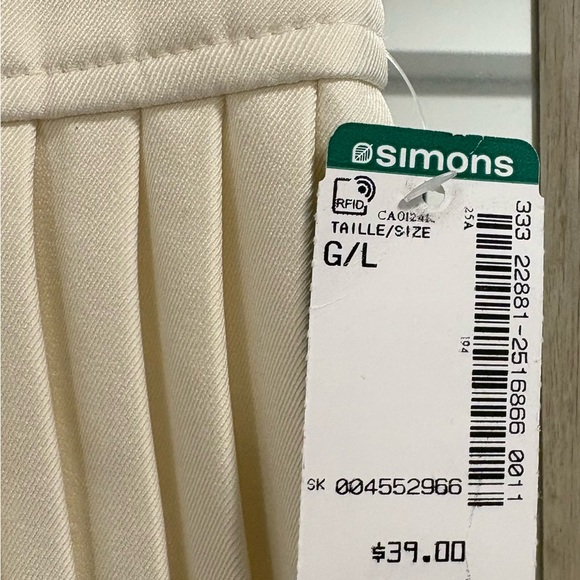 Simons Cream Pleated Mini Skirt - Picture 3 of 4